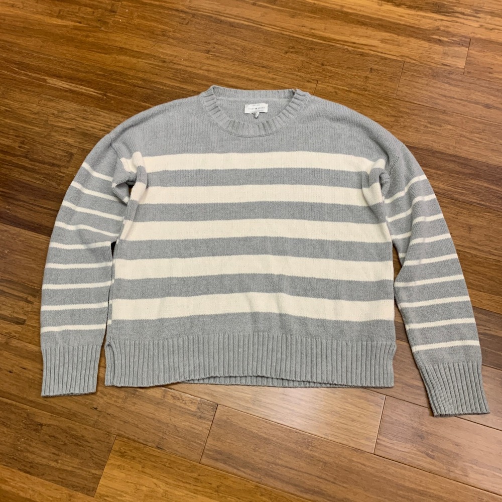 Lucky Brand Women Gray White Stripe Crew Neck Long Sleeve Knit Sweater Top Small